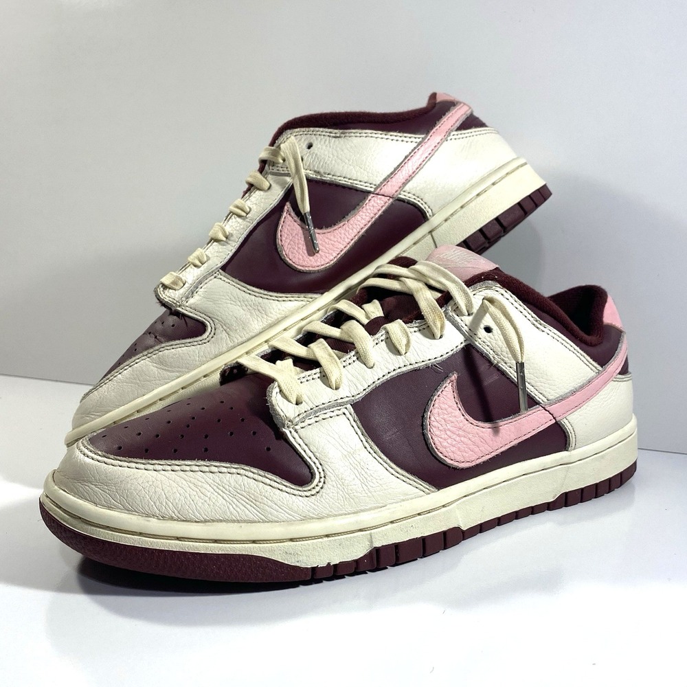 Nike Mens Size 10.5 Dunk Low Retro PRM Valentines Day Sneakers Retro DR9705-100